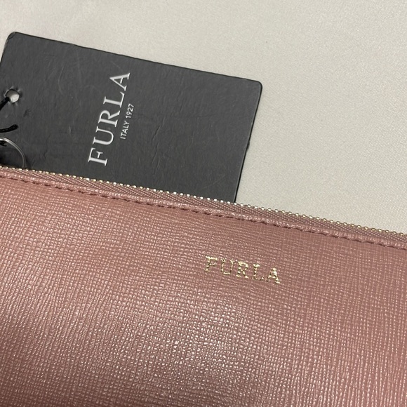 Pink Wristlet - Picture 2 of 4